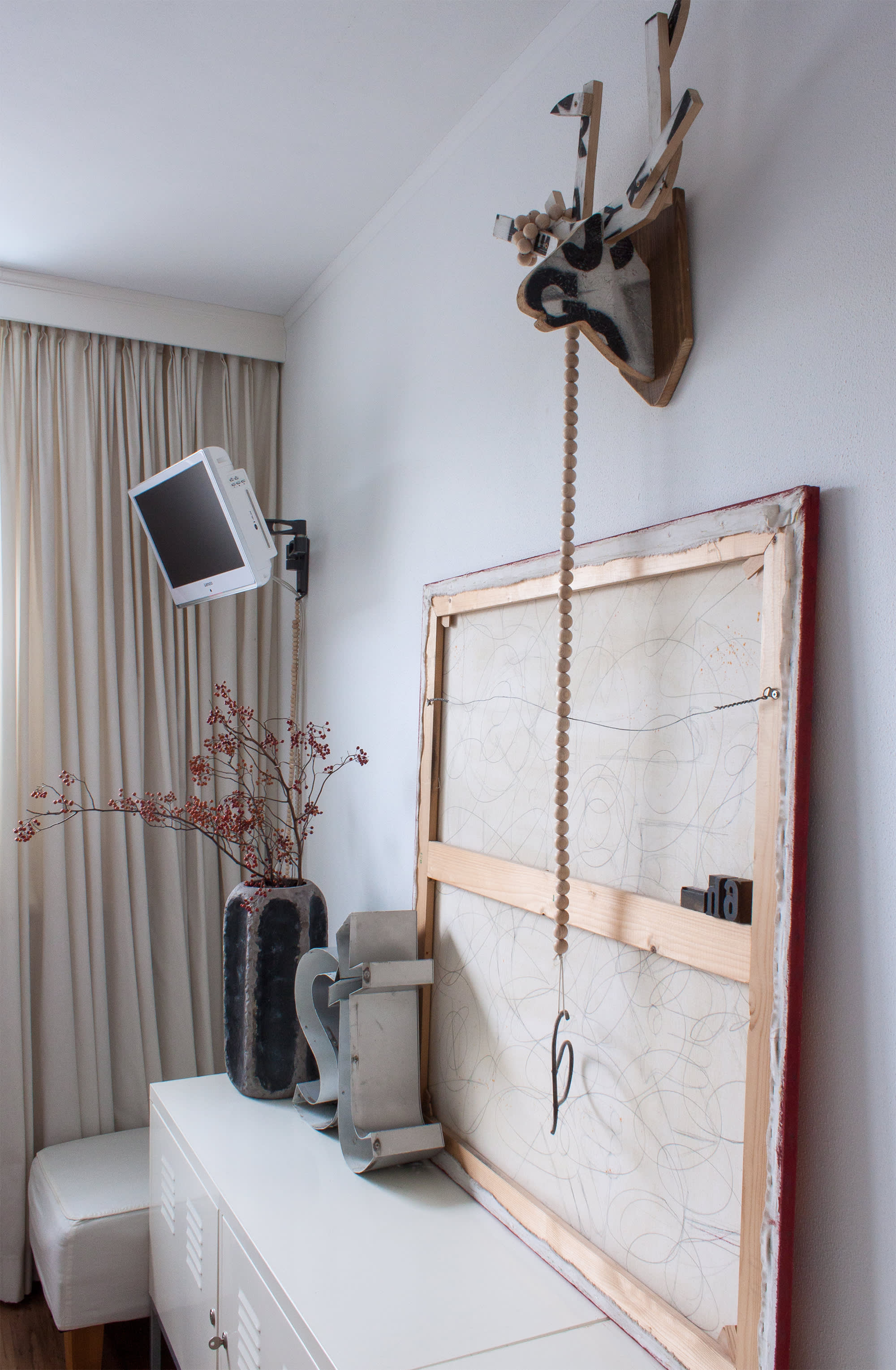 House Tour A Dutch Decor Store Owner's Rustic Home Apartment Therapy